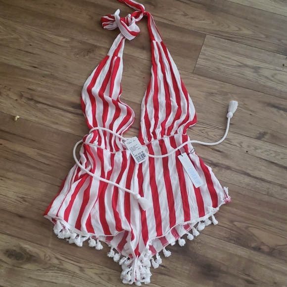 Romper - Picture 2 of 4